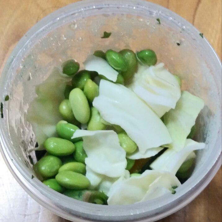 枝豆とキャベツのマヨネーズサラダ
